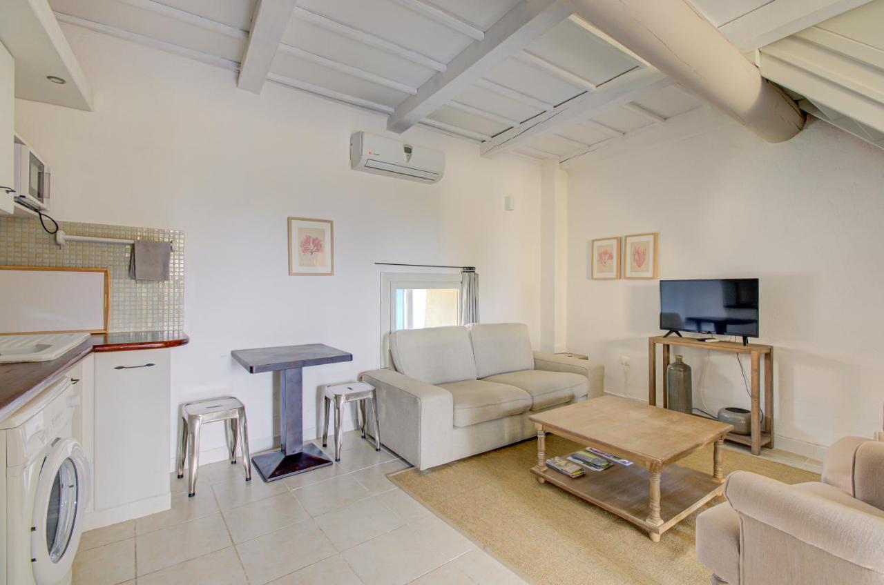 Le Bercail De Montmirail Appartement Sarrians Buitenkant foto