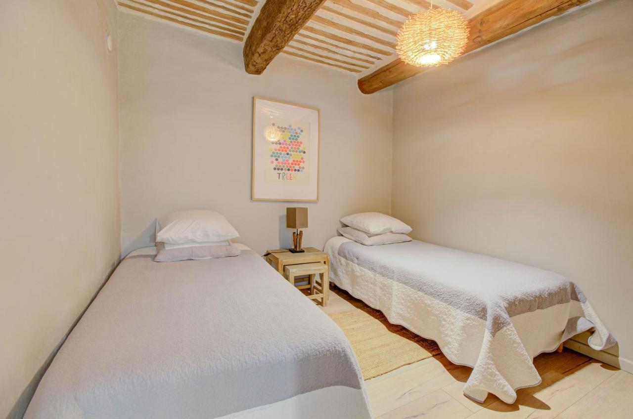 Le Bercail De Montmirail Appartement Sarrians Buitenkant foto